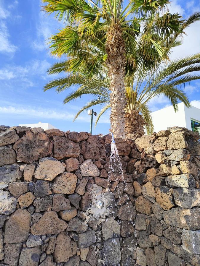 Ailana Suite Vistas Al Mar Y Con Piscina Costa Teguise Luaran gambar
